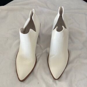 Chic White Croc-Embossed Ankle Booties